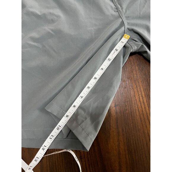 Hurley Grey Shorts Lightweight 9" inseam Pockets Skater Flat Front Casual  36 - Picture 6 of 7